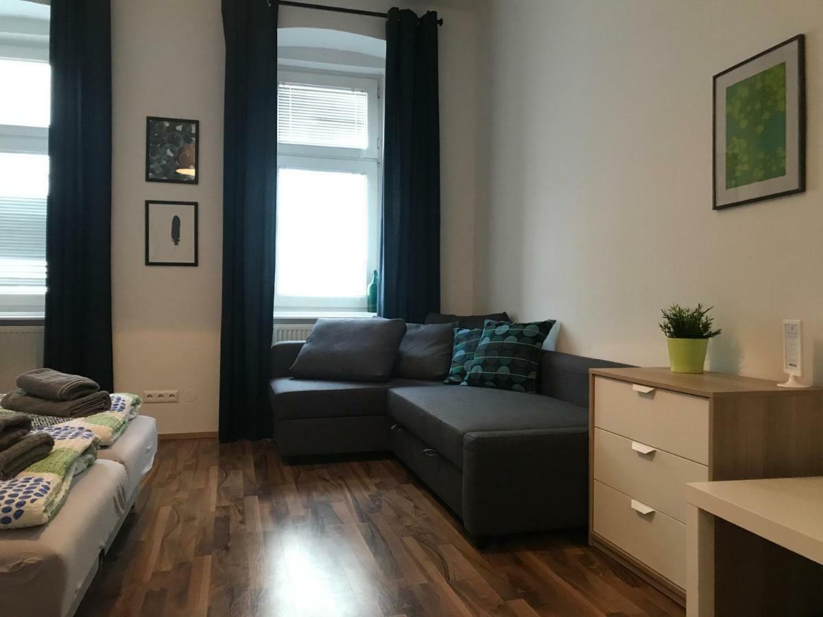 Ferienwohnung Chaver Vienna Esterno foto